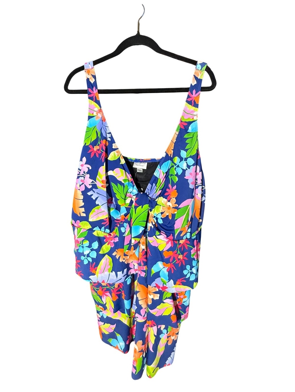 NWT Avenue Tankini Swim Top 28